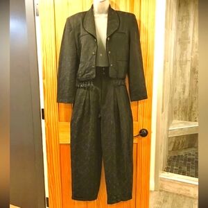 Gorgeous Vintage Dark Green Patterned Pants & Jacket Set by Opera